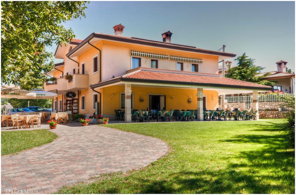Hotel Pesek San Dorligo della Valle Exterior foto
